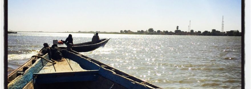 Vue depuis la pirogue sur le fleuve Sénégal #Off2Africa 18 Nouakchott Saint-Louis